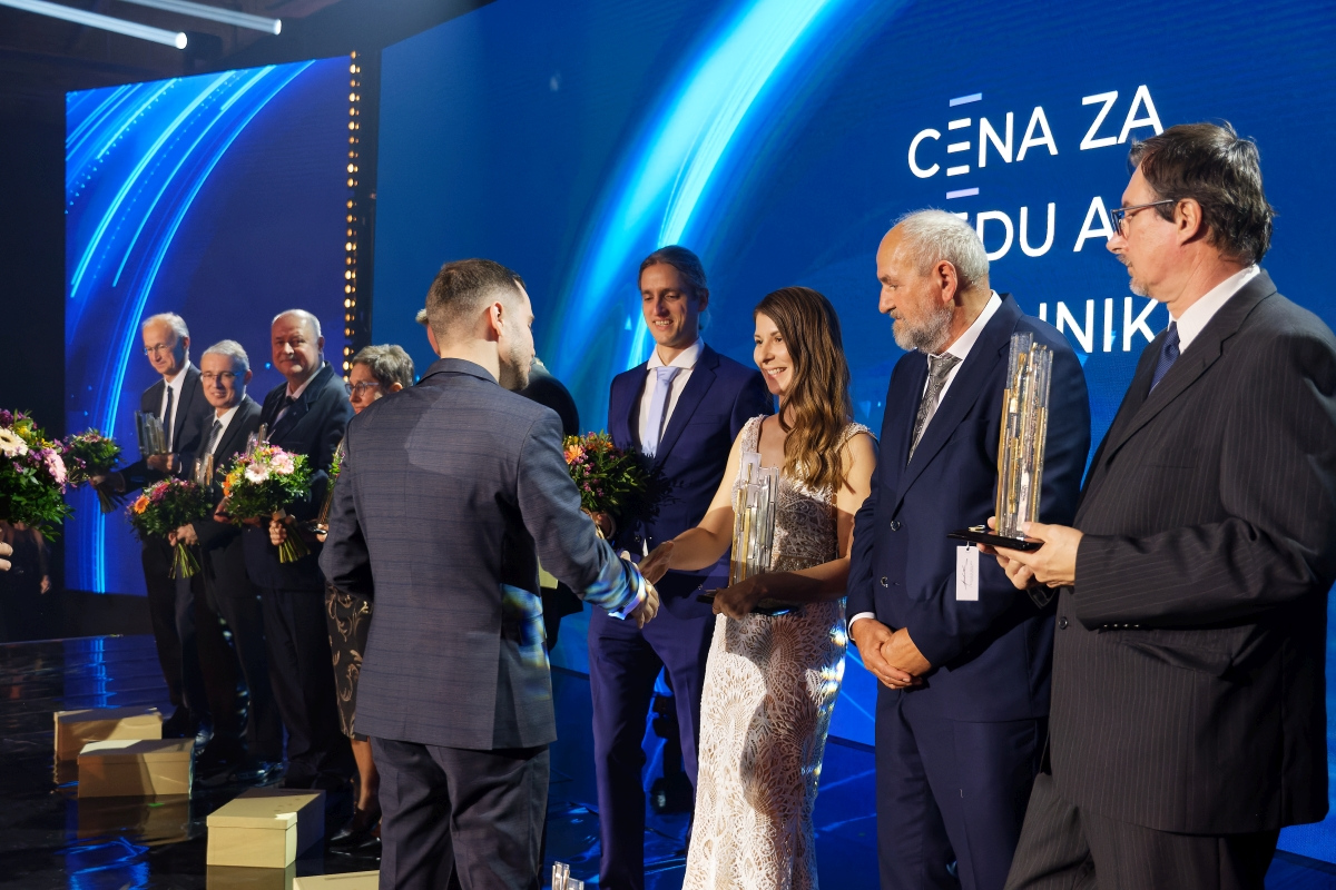 Cena za vedu a techniku