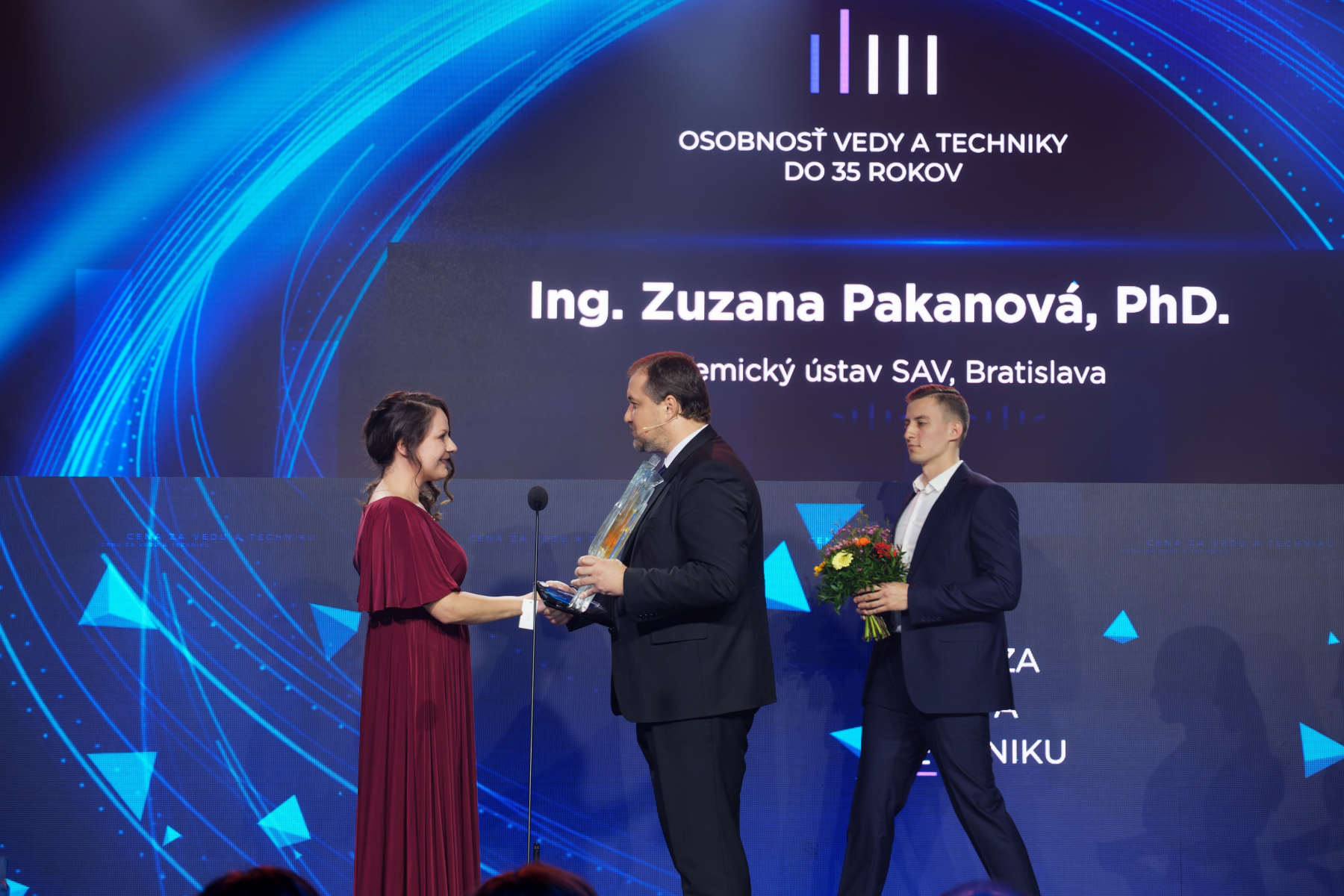 Cena za vedu a techniku 2022