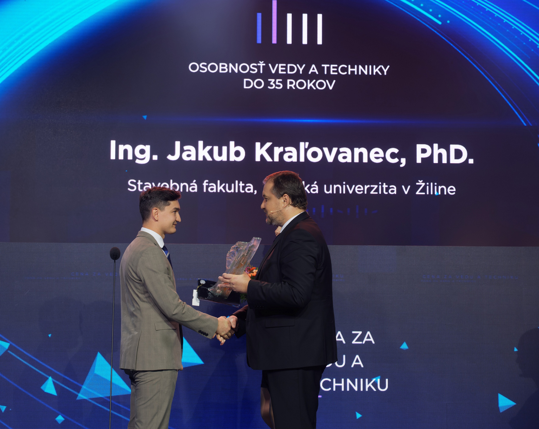 Cena za vedu a techniku 2022