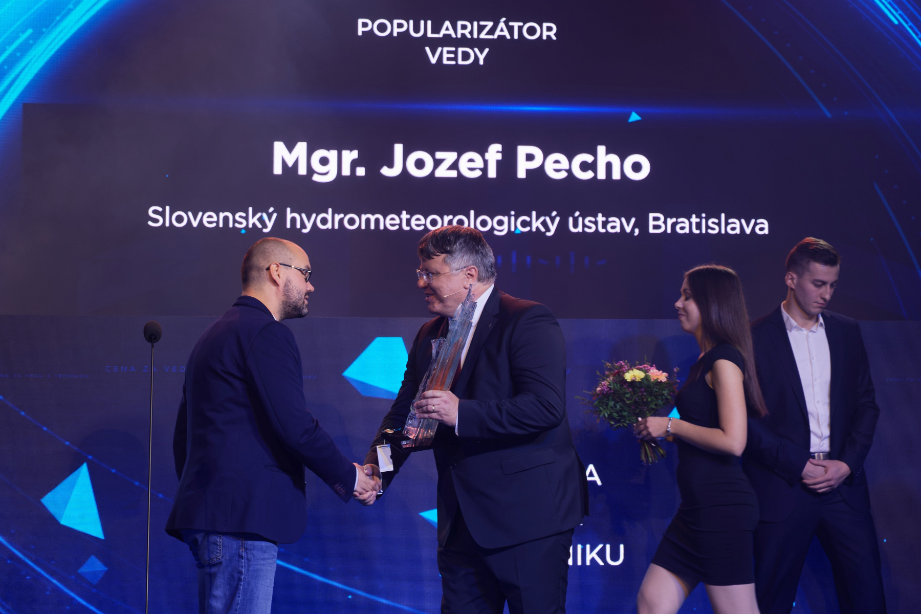 Cena za vedu a techniku 2022