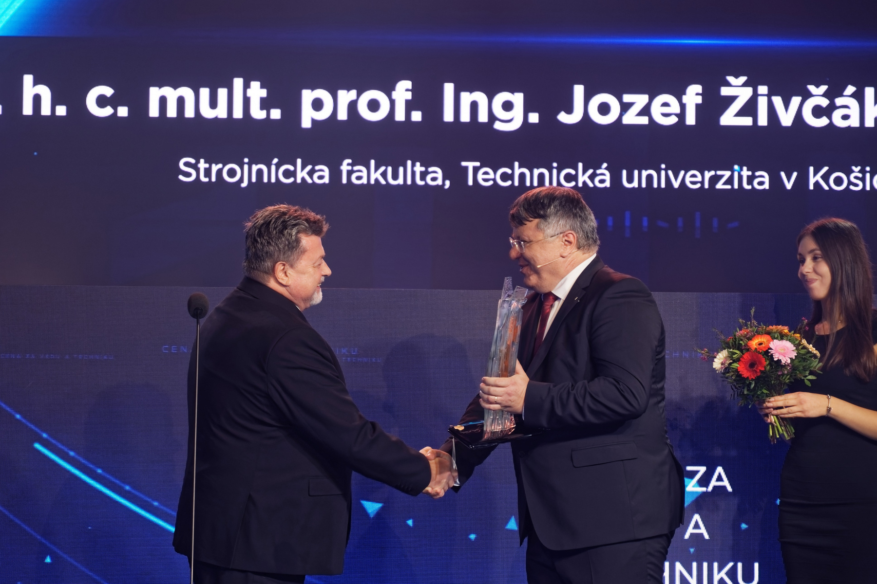 Cena za vedu a techniku 2022