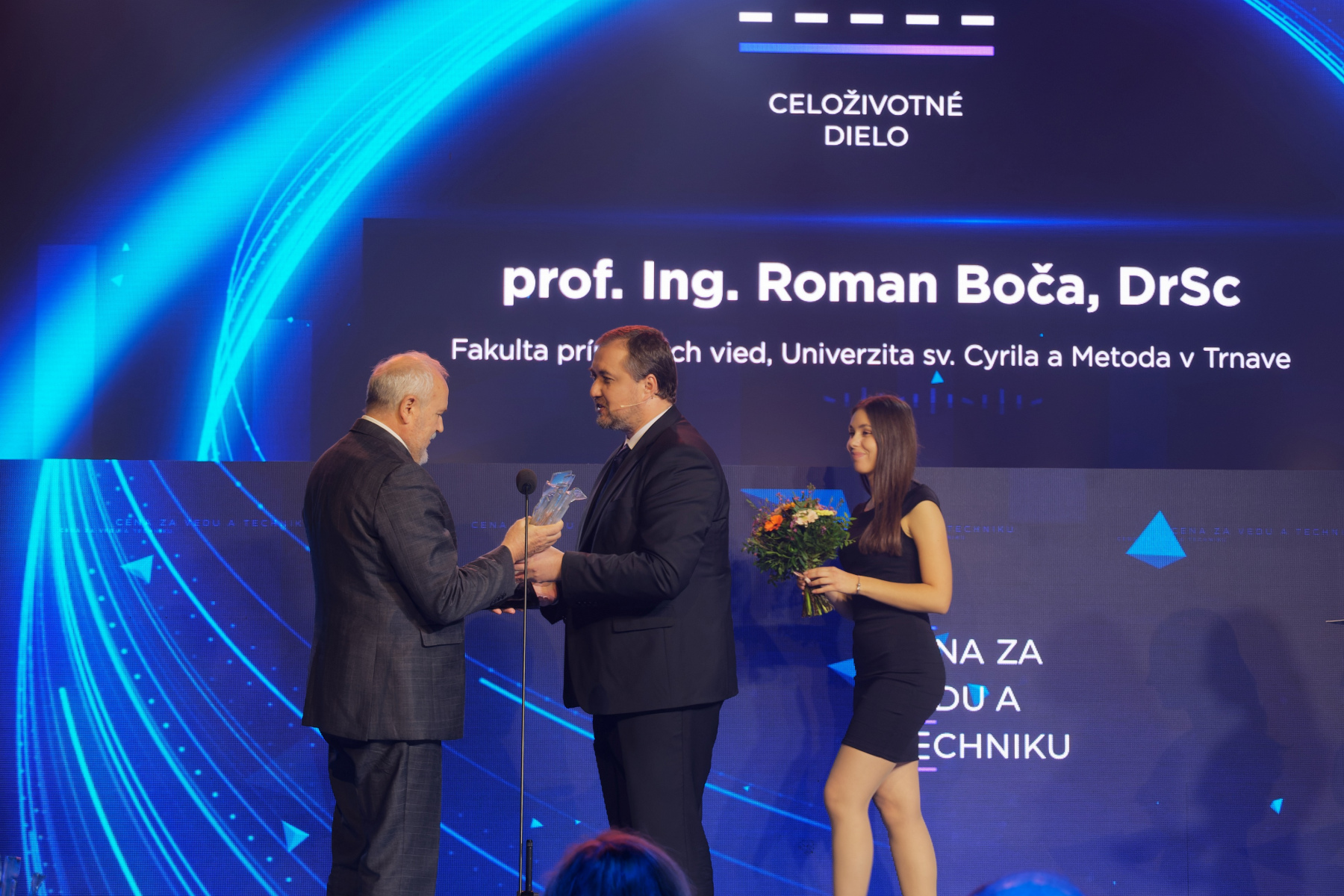 Cena za vedu a techniku 2022