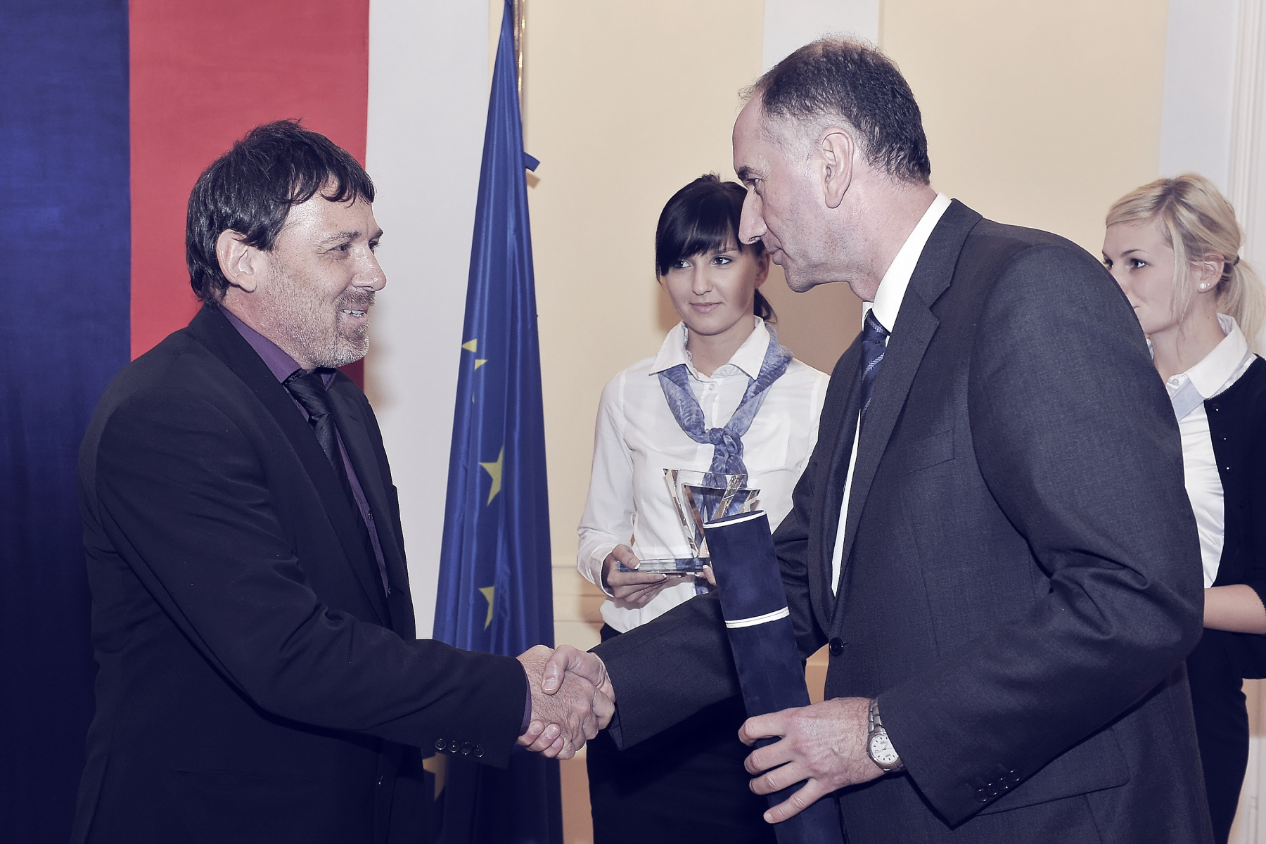 Slávnostný galavečer – Udeľovanie cien ministra školstva, vedy, výskumu a športu Slovenskej republiky – TVT 2011