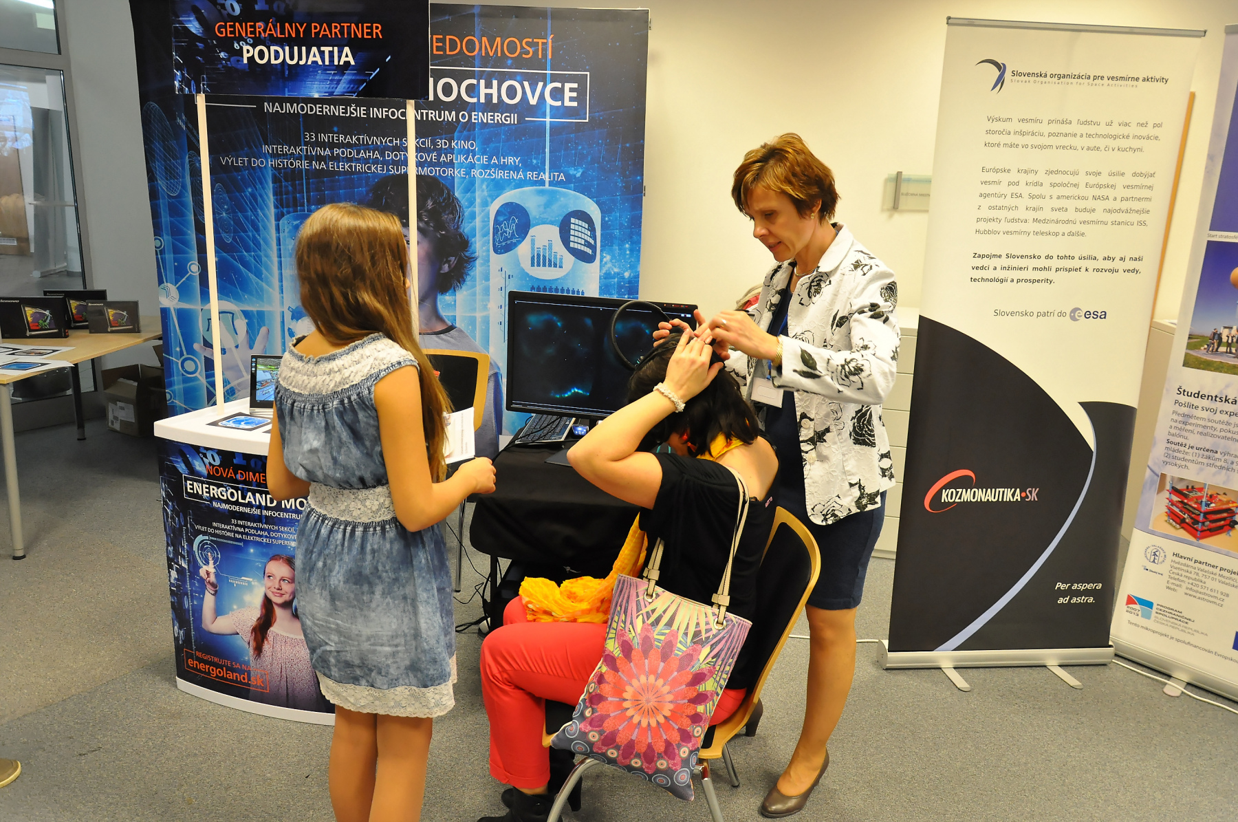 Veda netradične – Exhibície. Exponáty. Experimenty – TVT 2014