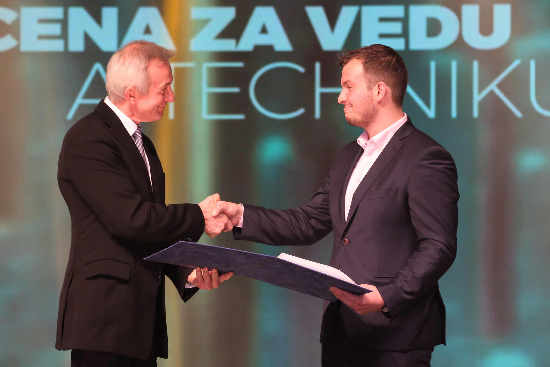 Galavečer – Cena za vedu a techniku – TVT2016