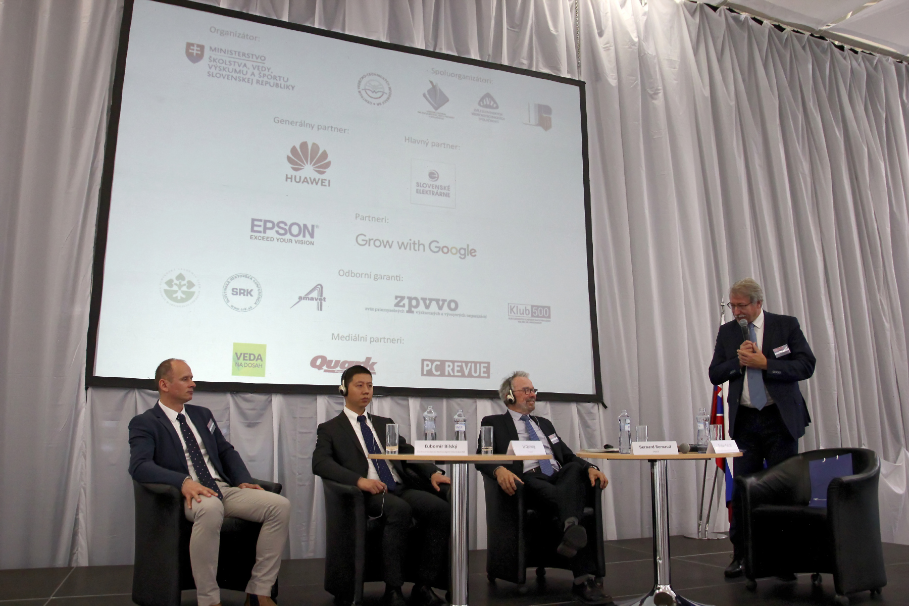 Národná konferencia – Veda a technika na Slovensku a v medzinárodnom výskumnom a vzdelávacom priestore – Smerovanie ku kvalite a vedomostiam.