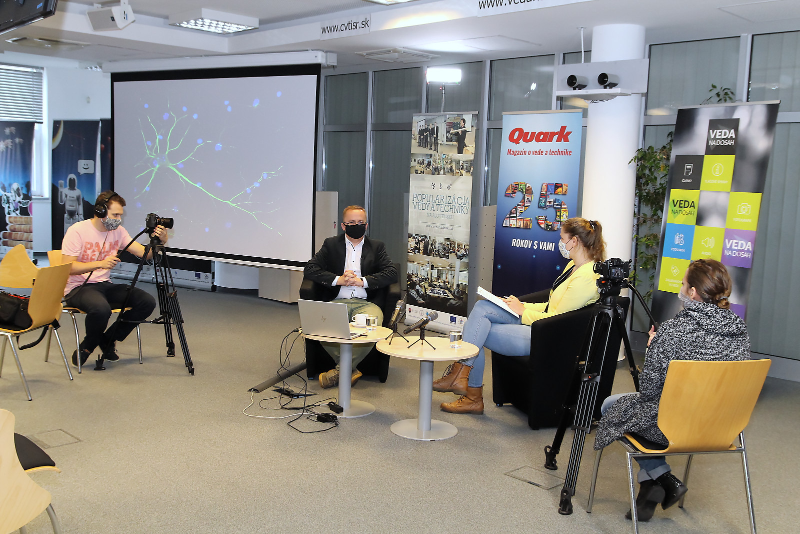 Pondelok s neurológiou: RNDr. Ján Bakoš, PhD. – Od neurónu k mozgu