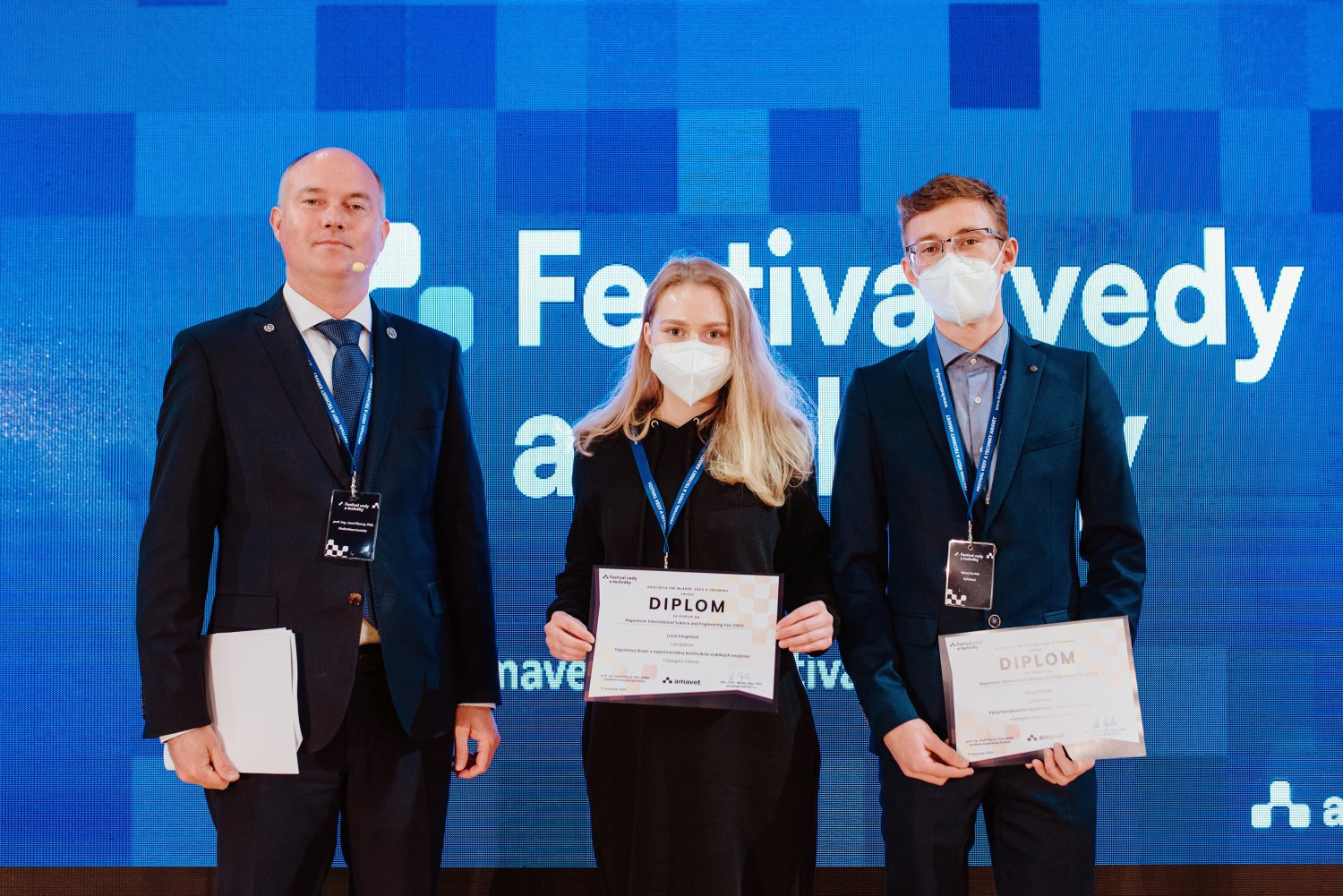 Víťazi FVaT AMAVET postupujúci na Regeneron International Science and Engineering Fair (ISEF)